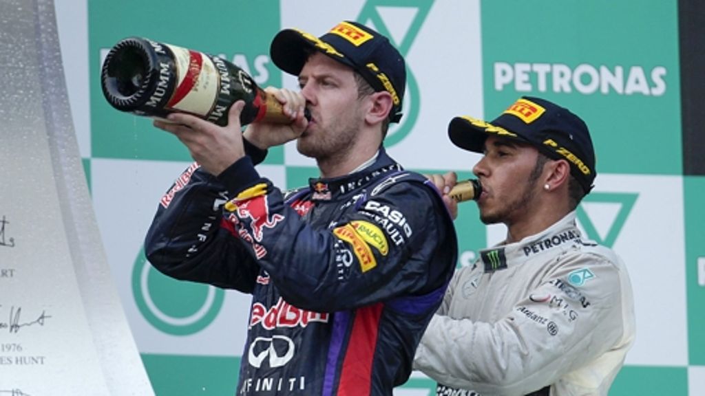  Ohne die Teamorder zu berücksichtigen, raubt Sebastian Vettel seinem Red-Bull-Kollegen Mark Webber in Malaysia den Sieg. Da ist Ärger vorprogrammiert. So etwas gab es außerdem noch nie: Die ersten Vier sind alles Verlierer. 