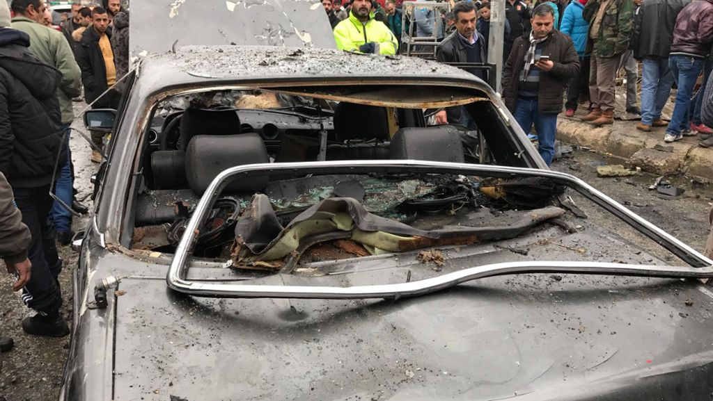  Die Explosion einer Autobombe ist nicht der ersten Anschlag in der Mittelmeerstadt Dschabla. Aus der Region stammt die Bevölkerungsgruppe der Alawiten, zu der auch Präsident Assad gehört. 