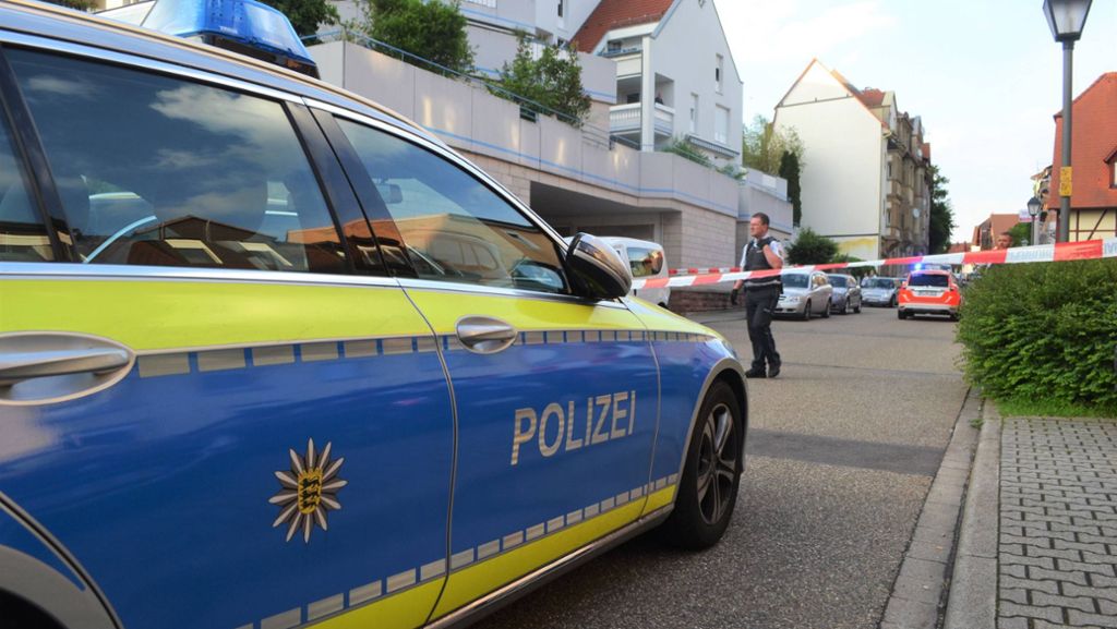 Pforzheim: Frau stirbt nach Messerangriff - Ehemann festgenommen