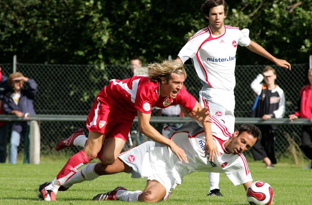 Seine letzte Station als Spieler war für Matarazzo der 1. FC Nürnberg – hier beim Testspiel gegen den VfB Stuttgart II im Juli 2007. Nach dem Ende seiner Spielerkarriere wurde er hier CO-Trainer der zweiten Mannschaft, in der er vorher selbst gespielt hatte.