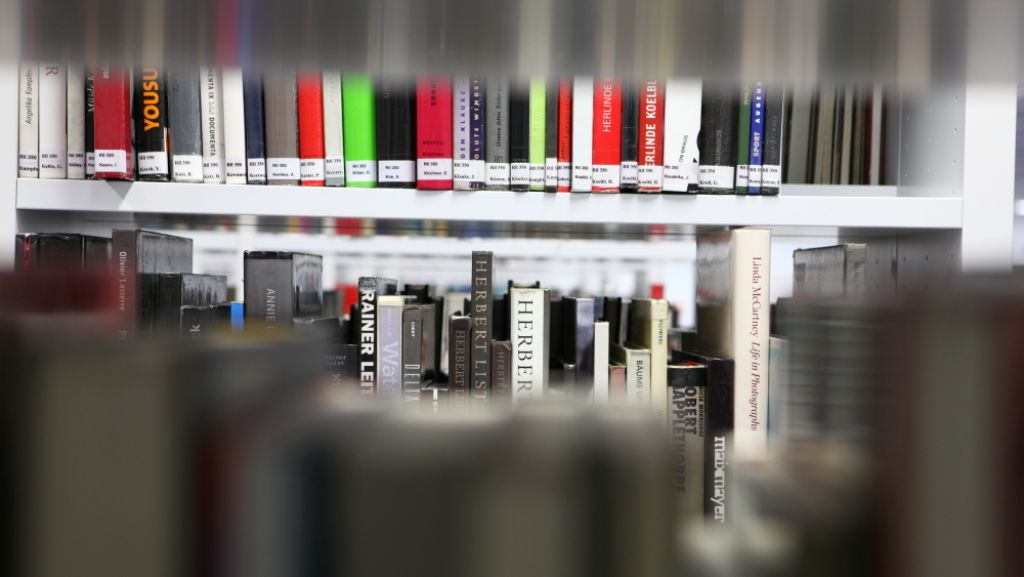 Schlüsselübergabe: Stuttgart hat eine neue Stadtbibliothek