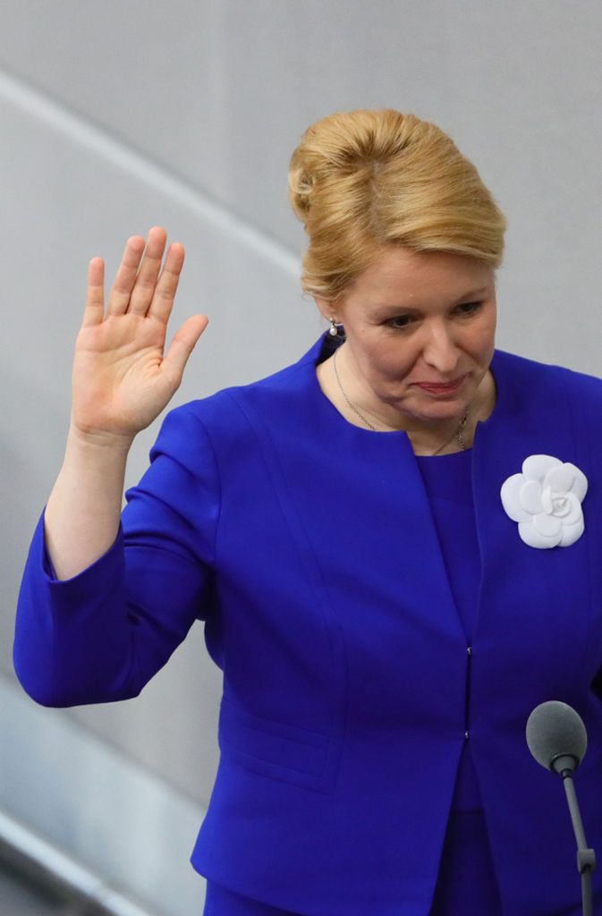 Die bisherige Bürgermeisterin von Berlin-Neukölln, Franziska Giffey (SPD), übernimmt das Familienministerium.