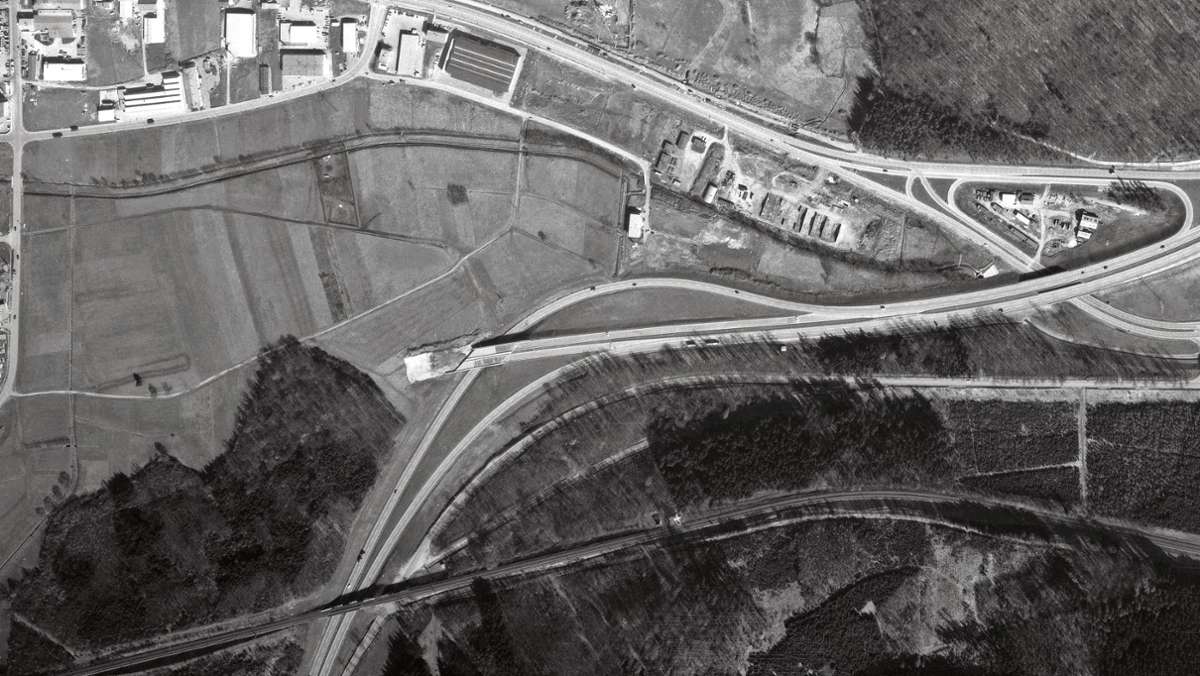  Anno 1968 war die Stadtautobahn zwischen Böblingen und Sindelfingen nicht mehr als ein Stummel in der Landschaft. Dahinter verbirgt sich die Geschichte der vielleicht umstrittensten Autobahn des Landes. 