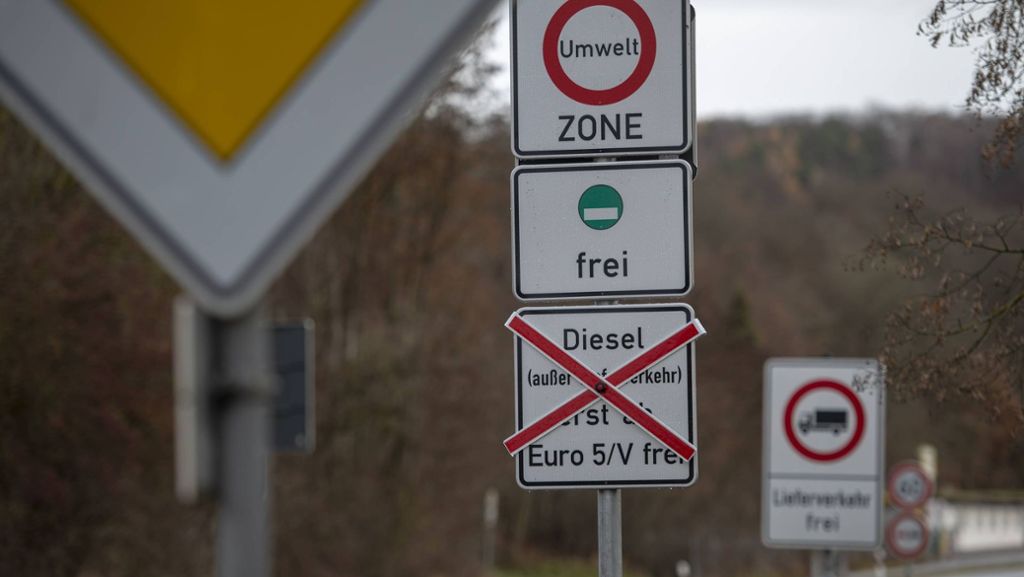 Fahrverbot in Stuttgart: Gesamte Umweltzone für ältere Diesel gesperrt 