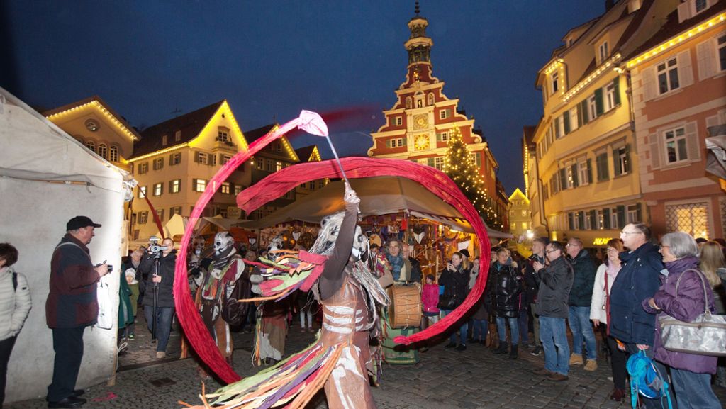  Beim diesjährigen Mittelalter- und Weihnachtsmarkt vom 26. November bis 22. Dezember erwarten die Organisatoren rund eine Million Besucher. Angesicht zahlreicher Baustellen in Esslingen gibt es einen guten Rat der Organisatoren. 