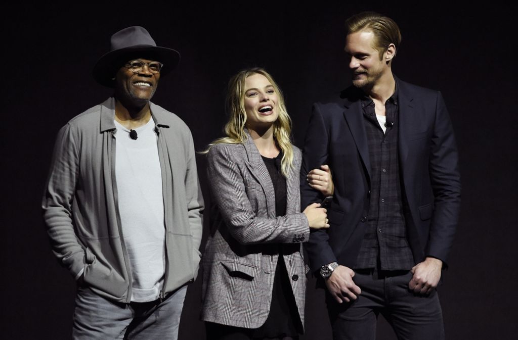 Samuel L. Jackson (l.), Margot Robbie (m.) und Alexander Skarsgard (r.) bei der CinemaCon 2016.