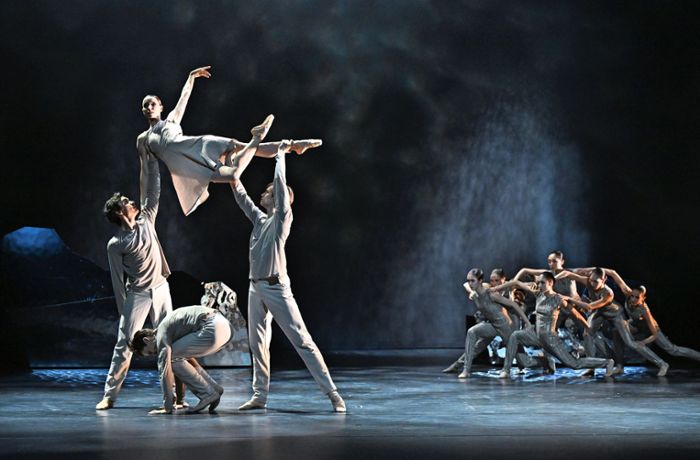 Neues beim Stuttgarter Ballett: Drei „Creations“ und eine Flut an Erinnerungen
