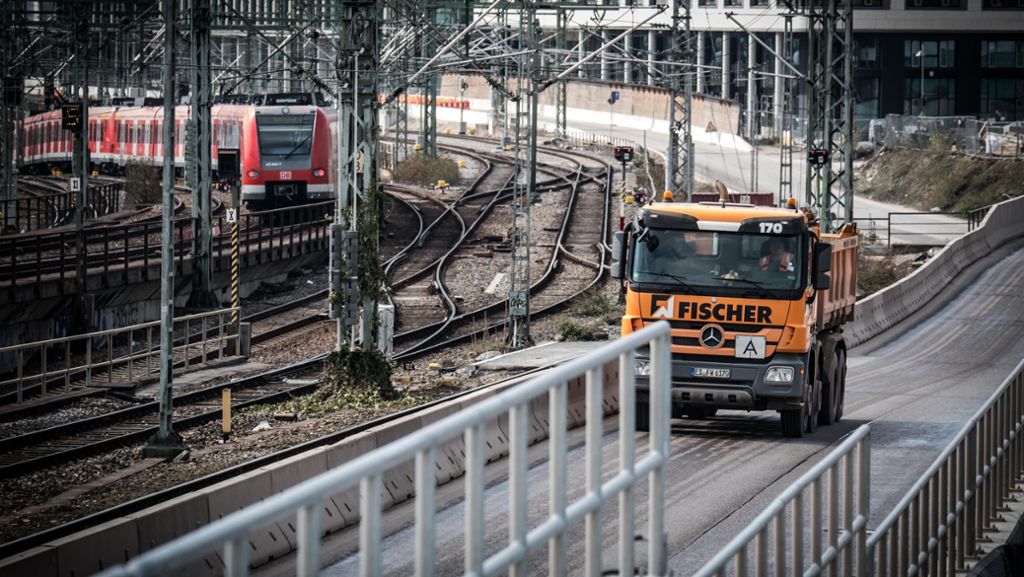 Stuttgart 21: Baustellenverkehr erreicht den Höhepunkt