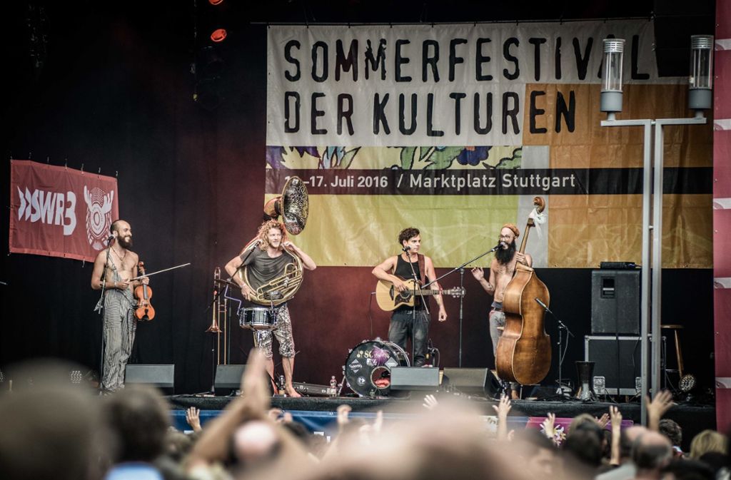 Internationale Musiker treten jedes Jahr beim Sommerfestival auf.