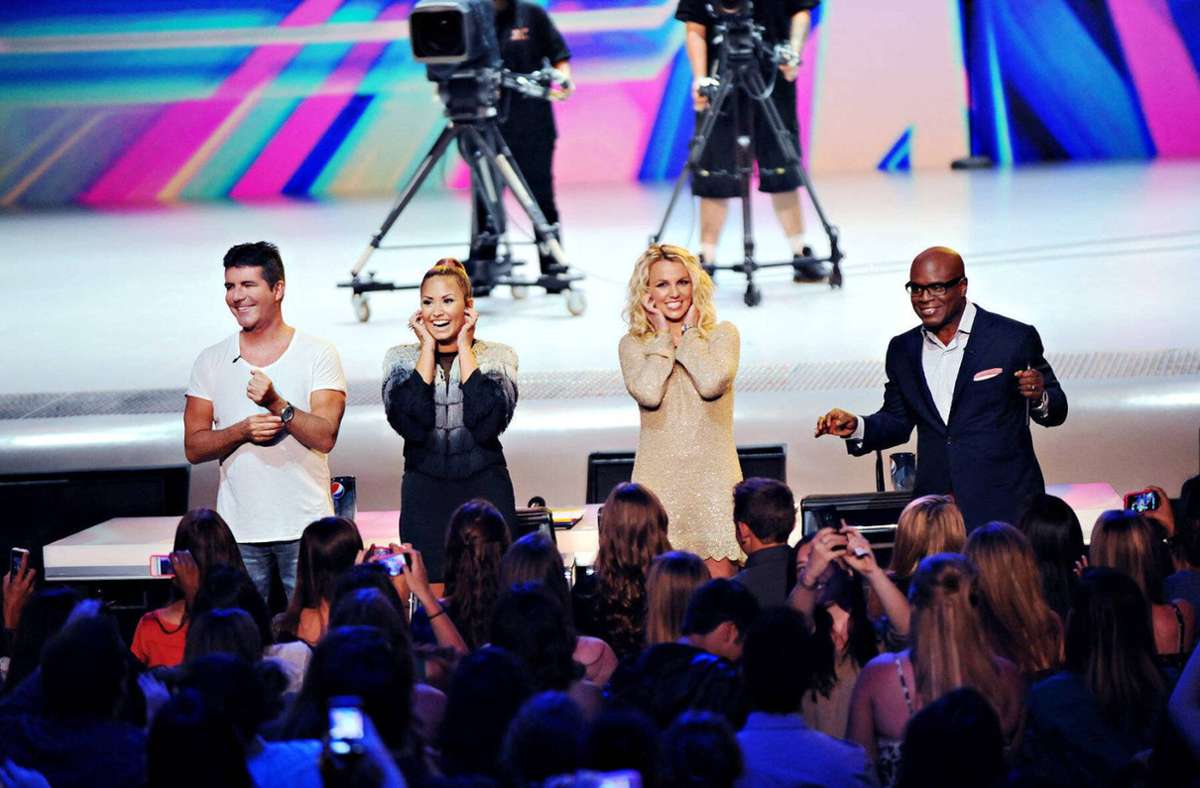 In den folgenden Jahren sitzt Britney Spears in der Jury der Castingshow „The X Factor“, ...