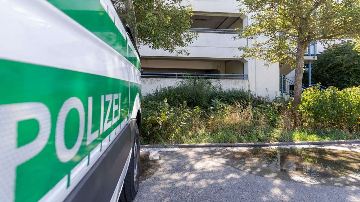Ansbach: Polizei erschießt Messerangreifer - Passant rettet 17-Jährigen