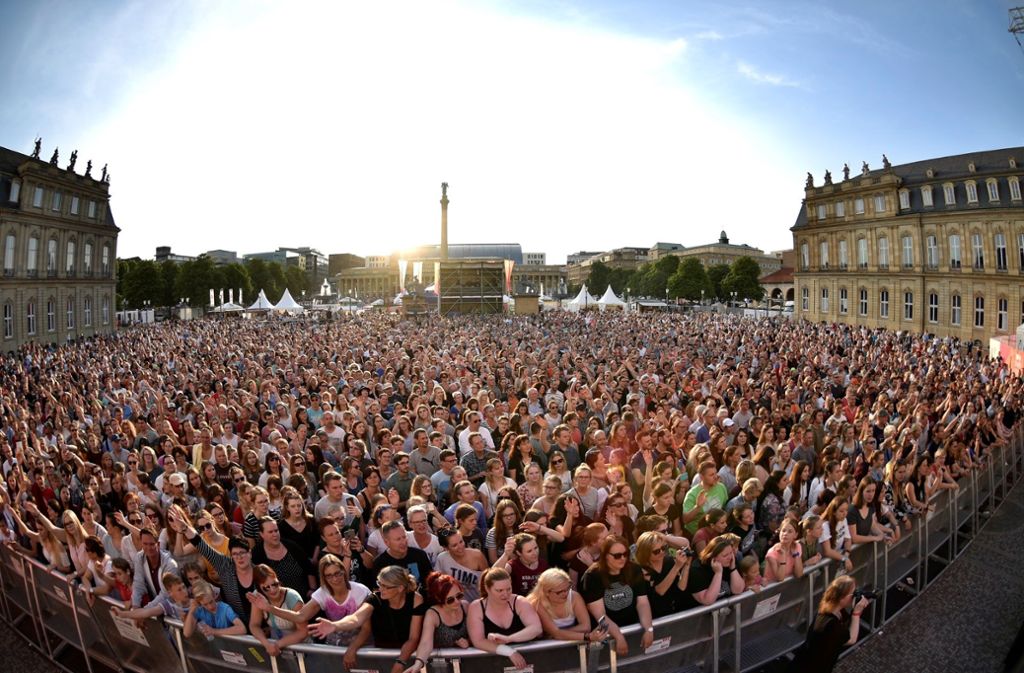 Impressionen vom Finale des SWR-Sommerfestivals am Montagabend auf dem Stuttgarter Schlossplatz