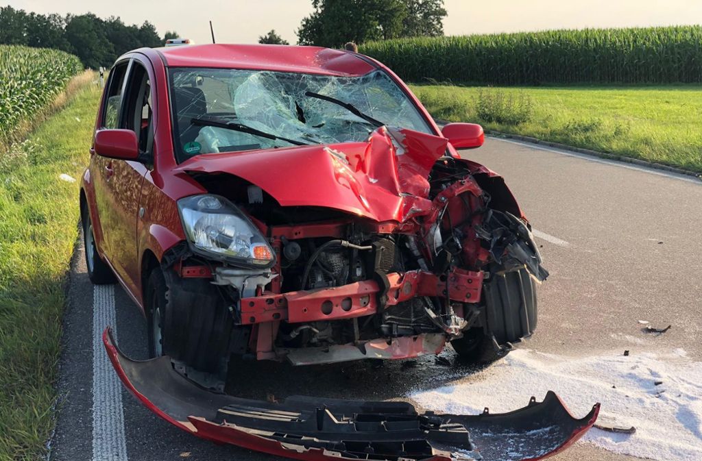 Am Samstagabend ist ein Motorradfahrer bei einem Unfall auf der L1225 zwischen Unterberken und Holzhausen bei Schorndorf schwer verletzt worden.