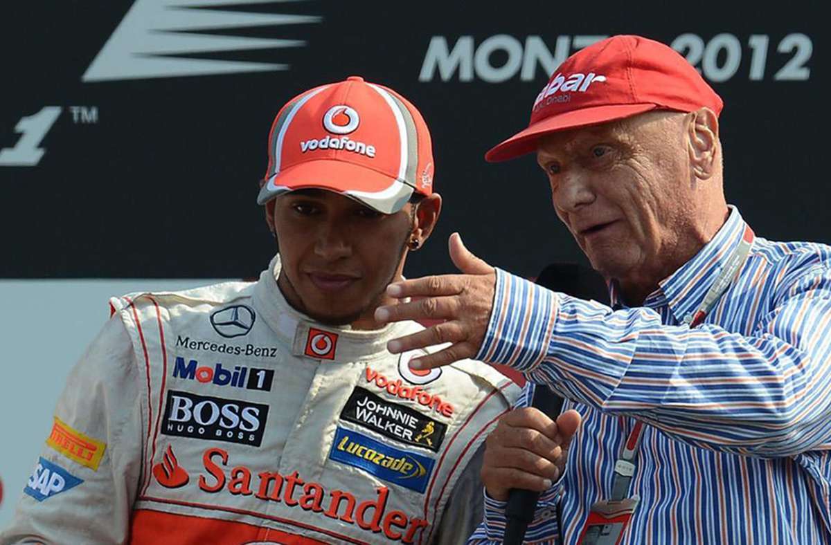 2011 siegte Lewis Hamilton. Damals noch im McLaren unterwegs, aber schon sehr gut bekannt mit Niki Lauda, der nicht mehr lebt.