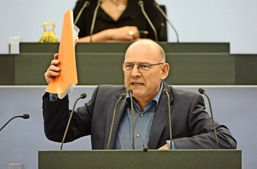 Verkehrsminister Hermann streitet mit der CDU um ein Gutachten zu Stuttgart 21. Foto: dpa