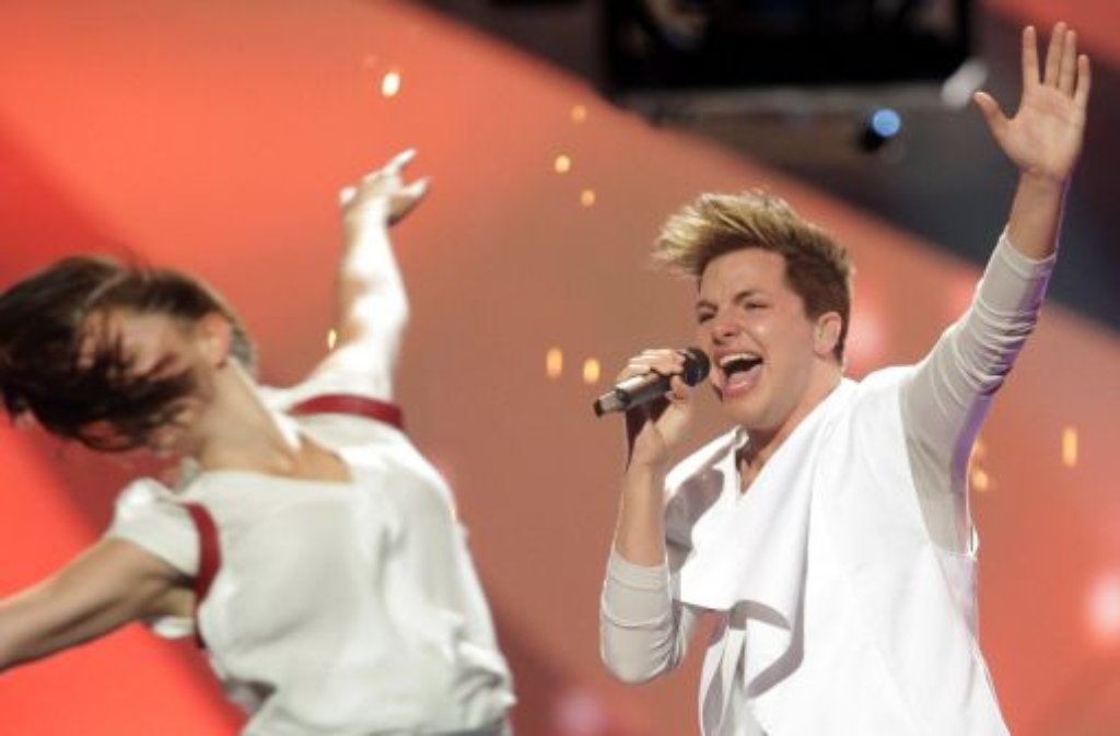 Der schwedisch Sänger Robin Stjernberg probt seinen Titel "You" schon fürs Finale - Schweden ist als Gastgeber gesetzt.