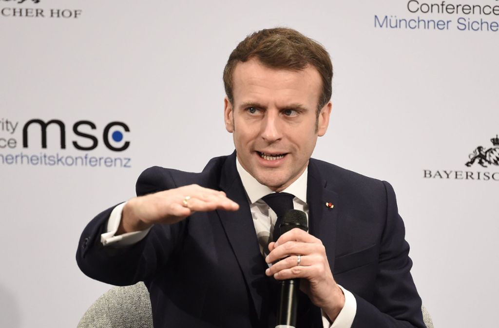 Emmanuel Macron muss im Rennen um das Pariser Rathaus einen Rückschlag hinnehmen.