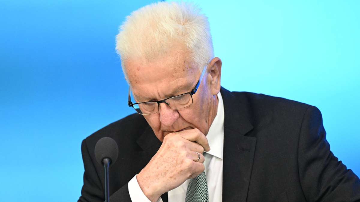 Affäre um Innenminister Strobl: Opposition wirft Kretschmann Ausflüchte vor