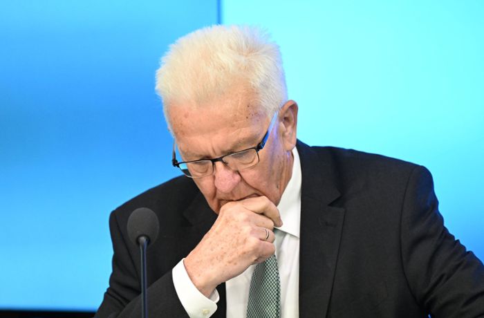 Affäre um Innenminister Strobl: Opposition wirft Kretschmann Ausflüchte vor