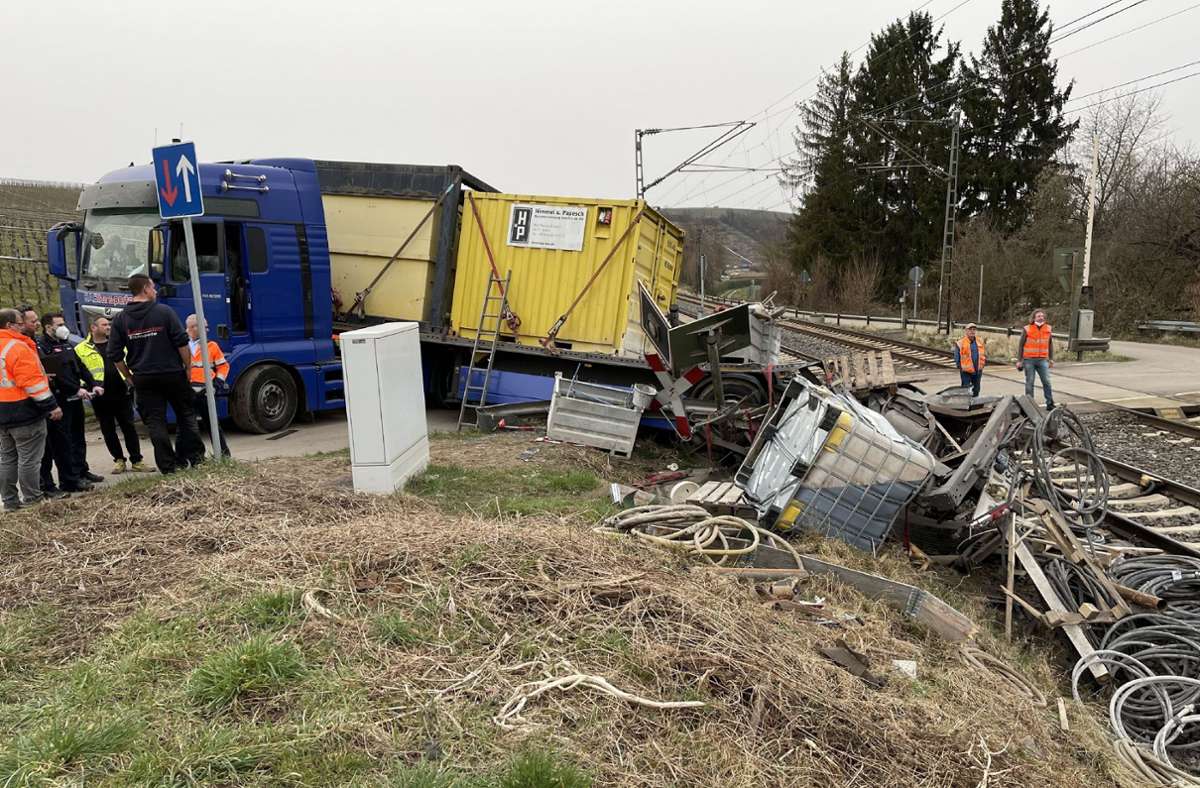 Der Unfall ereignete sich auf der Frankenbahn bei Lauffen am Neckar.