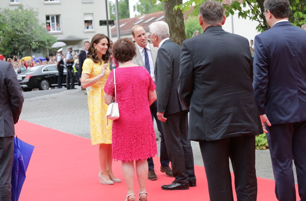 ...vom baden-württembergischen Ministerpräsidentenpaar begrüßt.