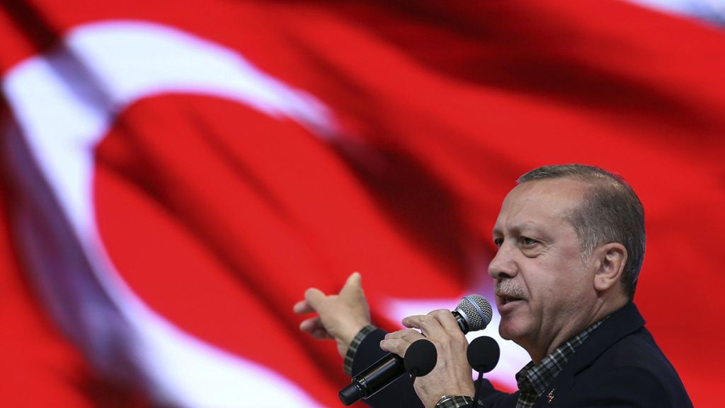 Einreiseverbot in den Niederlanden: Erdogan droht mit Vergeltung