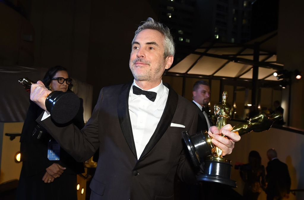 Alfonso Cuarón mit drei Oscars! Er wurde als „bester Regisseur“ für den Netflix-Film „Roma“ ausgezeichnet. Außerdem bekam der Film noch den Preis für die „beste Kamera“ und den „besten fremdsprachigen Film“.