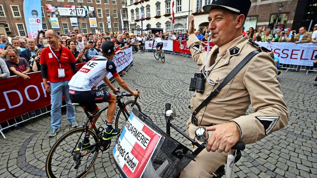 Tour de France: Hochtourig  auf der Königsallee