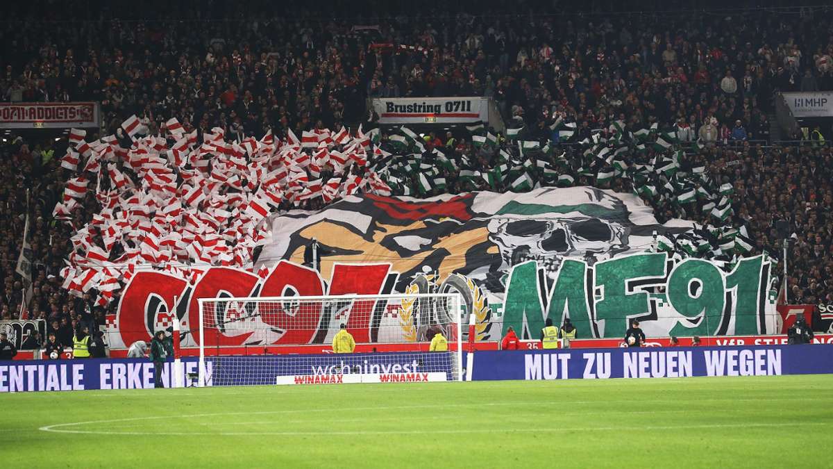 VfB Stuttgart gegen 1. FC Union Berlin: VfB-Fans zeigen Choreografie gegen die Eisernen