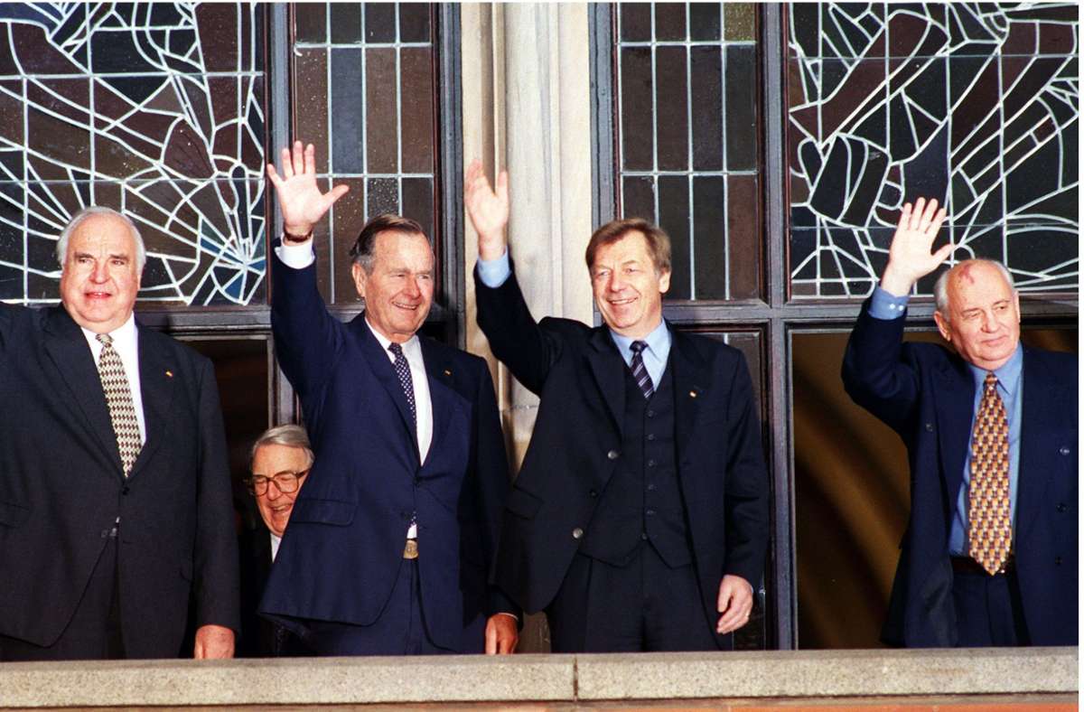 Kohl, Bush, Diepgen und Gorbatschow im Roten Rathaus in Berlin