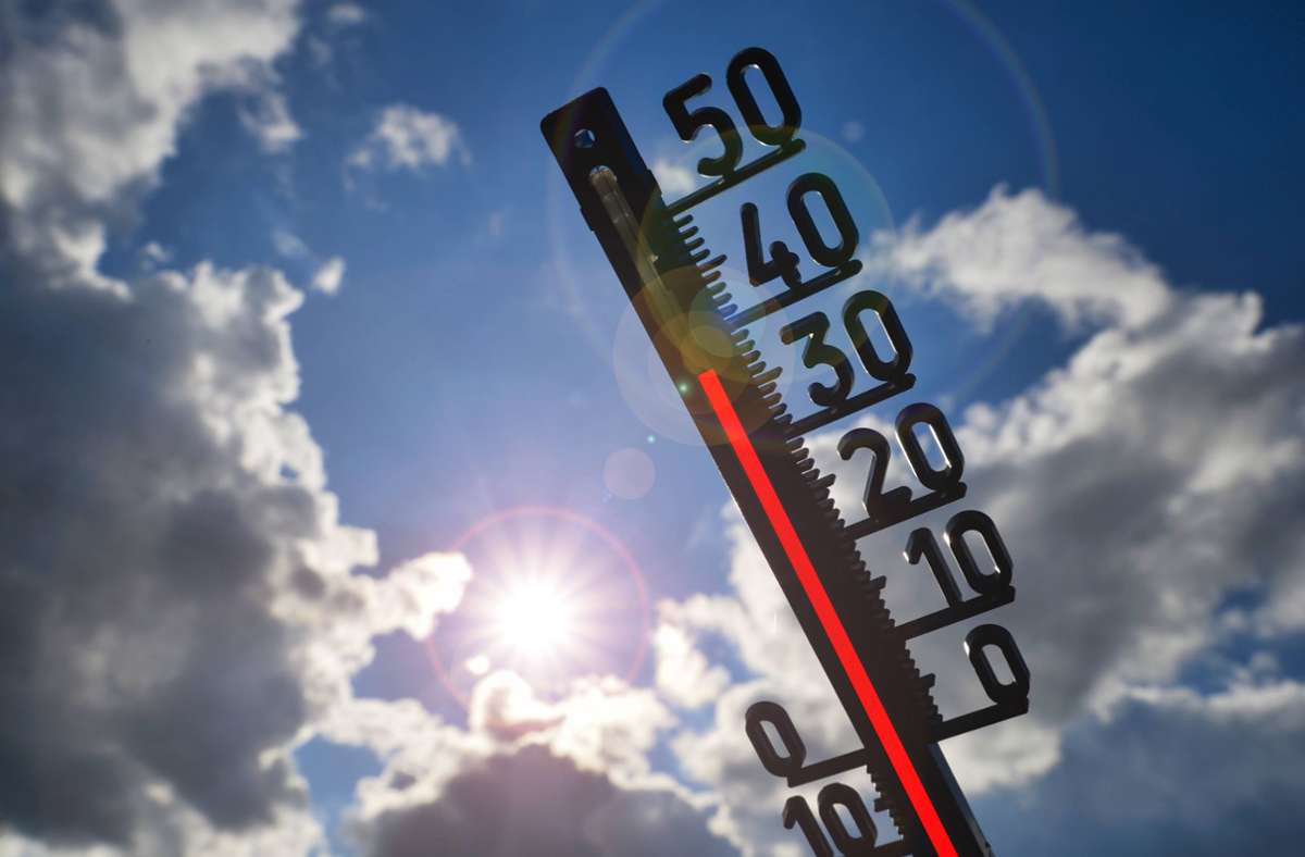 In einigen Gegenden Deutschlands sind die Temperaturen schon im Mai 2022 über 30 Grad gestiegen – in den Sommermonaten könnte es ebenfalls warm und trocken werden. Foto: imago/Michael Weber