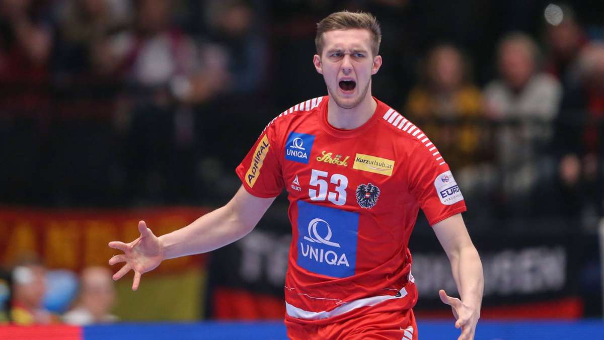  Rückraumspieler Nikola Bilyk vom THW Kiel ist der Kapitän und Star der österreichischen Handball-Nationalmannschaft – und nach langer Verletzungspause zurück im Team. Ein Mann mit einer besonderen Vita. 