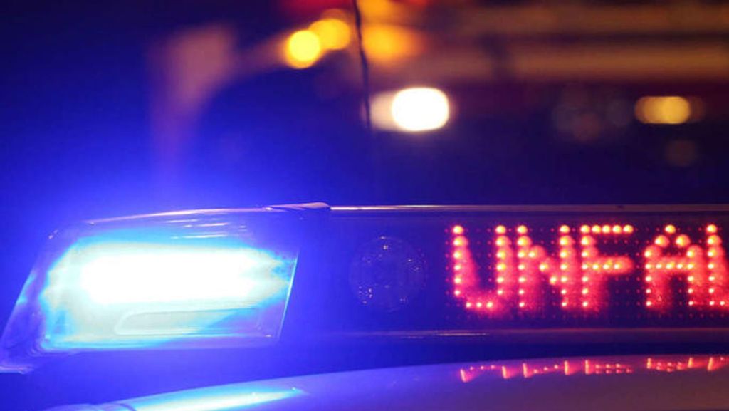 Polizeibericht aus Leonberg: Unfall mit 17 000 Euro Schaden