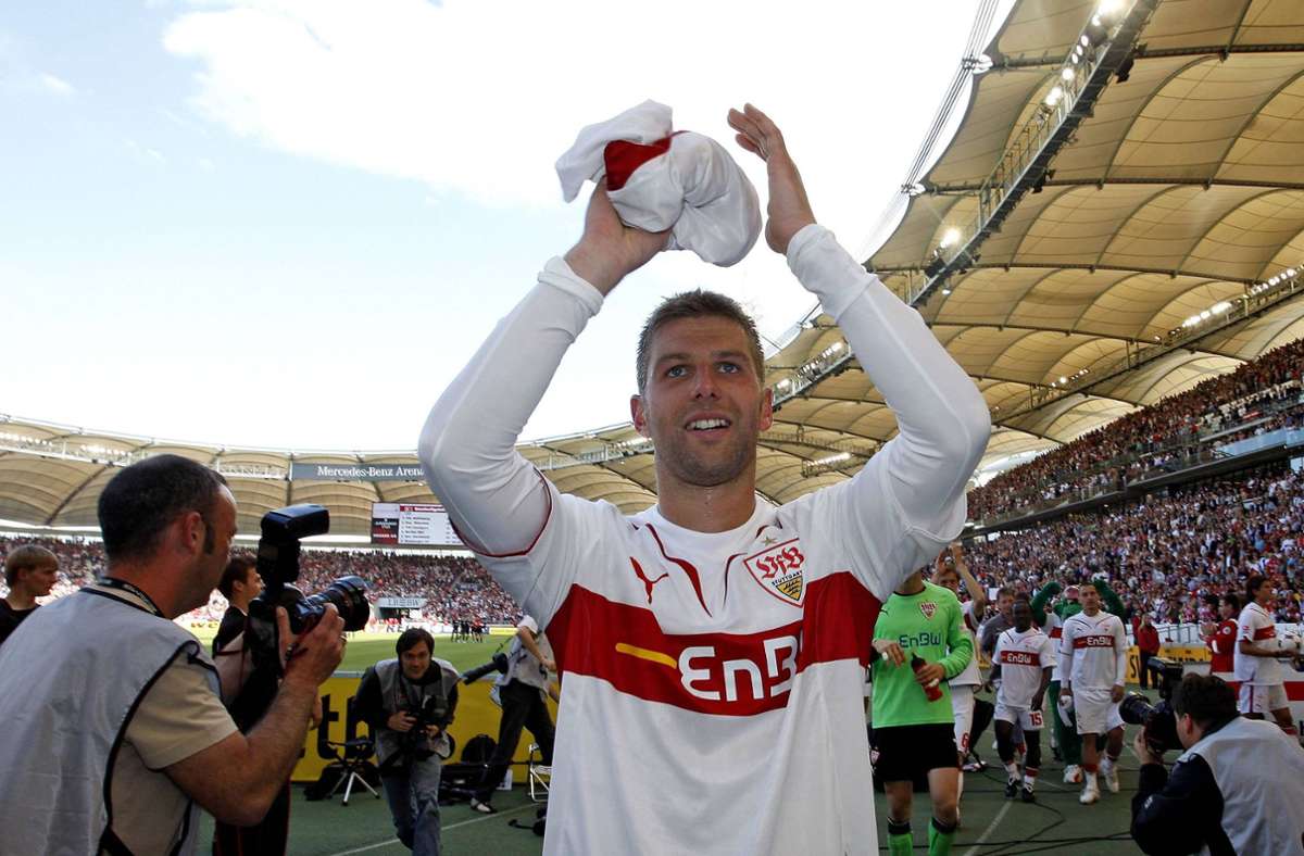 2007 gewann er die Deutsche Meisterschaft mit dem VfB.