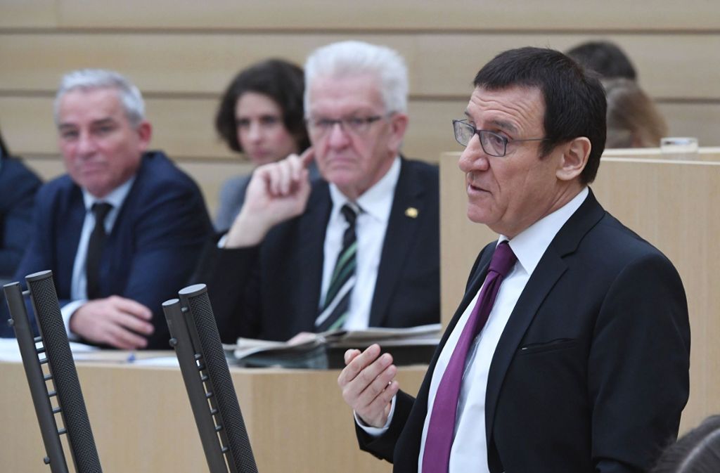 CDU-Landeschef und Innenminister Thomas Strobl, Ministerpräsident Winfried Kretschmann (Grüne) und CDU-Fraktionschef Wolfgang Reinhart (von links) im Landtag