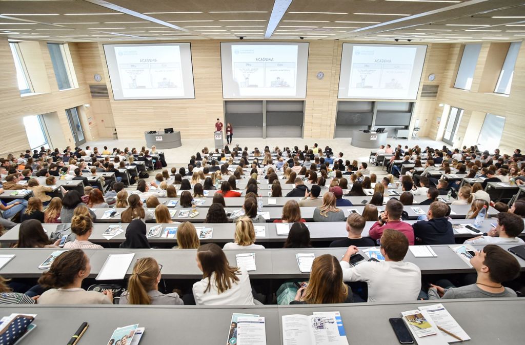 Für die Studierenden in Baden-Württemberg  gibt es von der Landesastenkonferenz  einen neuen Vorschlag für ein landesweites Semesterticket. Foto: Lichtgut / Ferdinando Iannone©