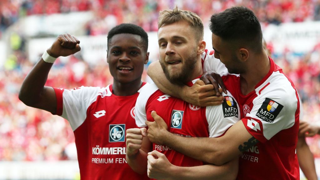  Der 1. FSV Mainz 05 gewinnt gegen RB Leipzig mit 3:0, befreit sich im Abstiegskampf der Bundesliga – und hilft damit auch dem VfB Stuttgart. 