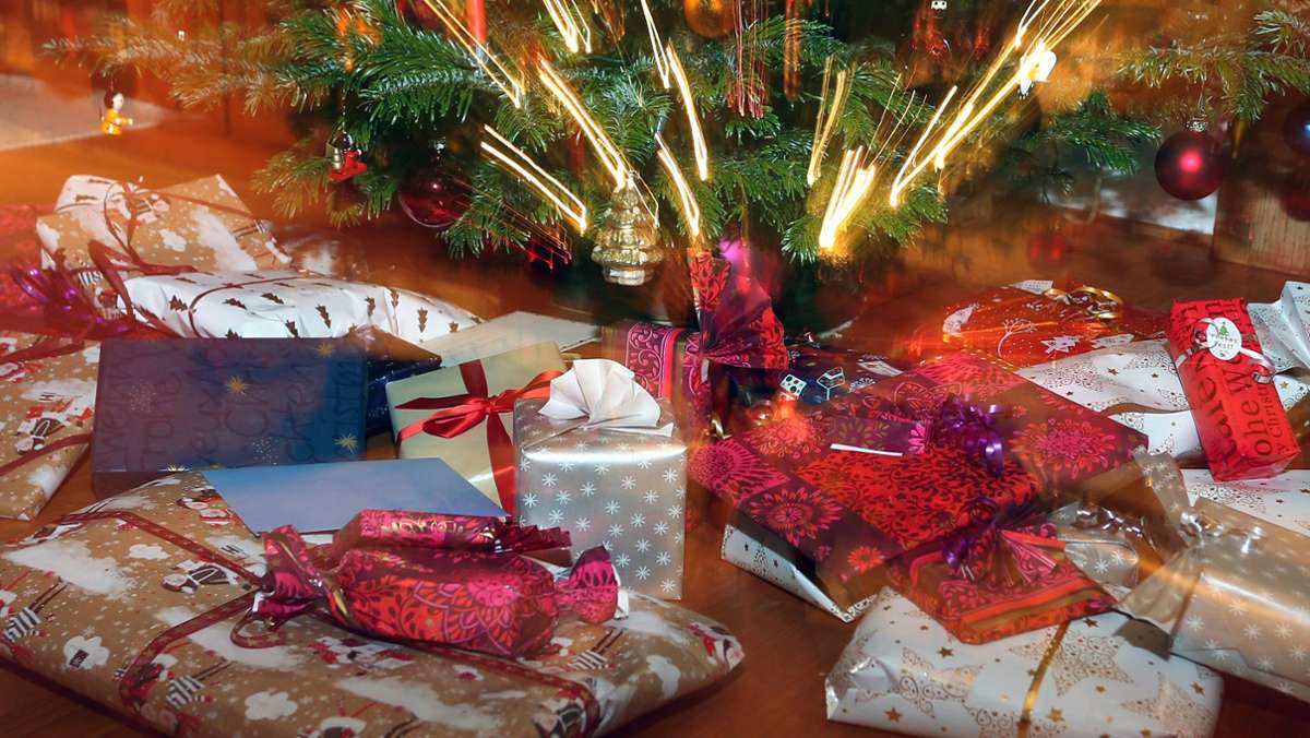 Achtung,  Bescherung!: Warum Schenken an Weihnachten schief gehen kann