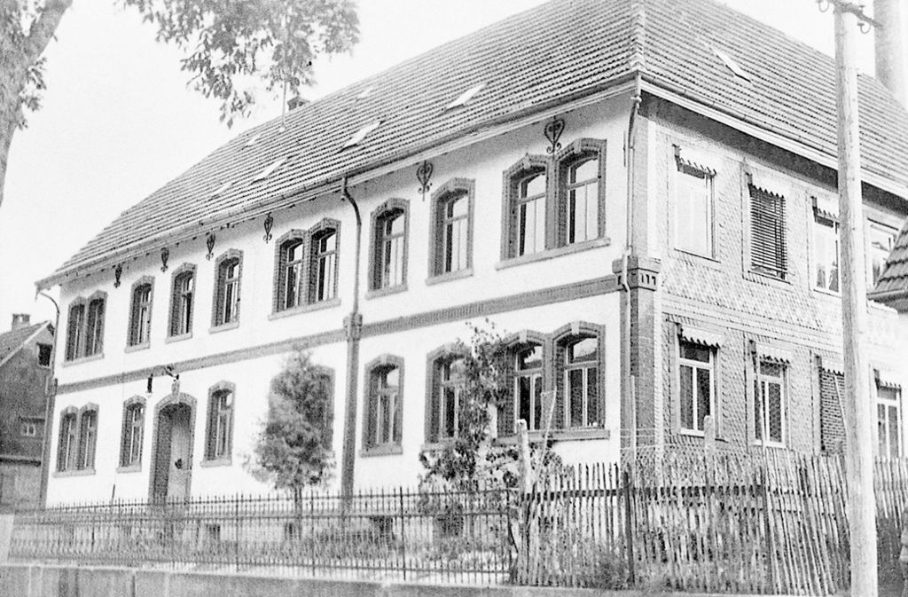 Die Ursprünge von Trigema: Im November 1919 kauften die Brüder Josef und Eugen Mayer eine stillgelegte Burladinger Fabrik.