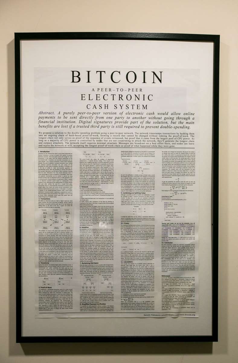 Das „Whitepaper“ gilt als Gründungsdokument der virtuellen Währungen und beschreibt die technische Grundlage für Bitcoin und die Technologie, die dahinter steckt.
