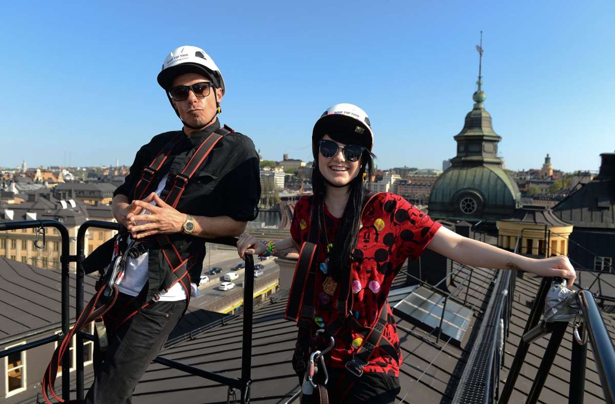 2016: Michi Beck und Jamie-Lee Kriewitz hoch über den Dächern von Stockholm beim ESC. Dort konnte die von Smudo und Michi Beck protegierte „The Voice of Germany“-Gewinnerin leider kaum punkten. Für das von DJ Thomilla produzierte Stück „Ghost“ gab’s nur 11 Punkte und einen letzten Platz im Wettbewerb.