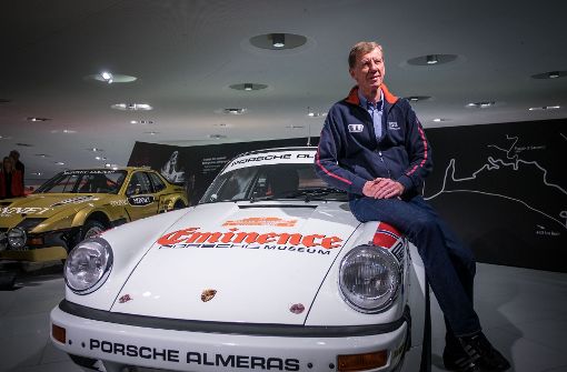 Rallye-Legende Walter Röhrl bei der Eröffnung der Schau „Genie auf Rädern“ im Porsche-Museum. Foto: Lichtgut/Max Kovalenko