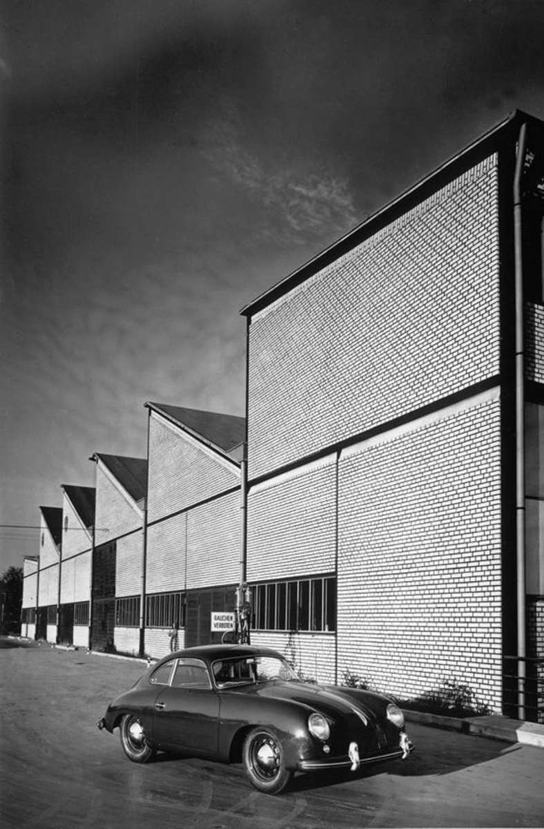 Der Stuttgarter Architekt Rolf Gutbrod entwarf die erste Fabrik nach dem Krieg für den Zuffenhausener Standort.