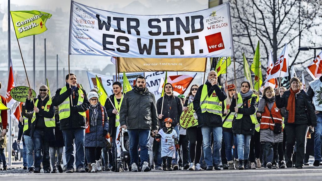 Arbeitnehmer in Baden-Württemberg: Hohe Mieten setzen Verdi unter Druck