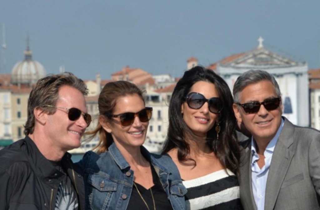Model Cindy Crwford, ihr Mann Rande Gerber (links), Amal Alamuddin (zweite von rechts) und George Clooney