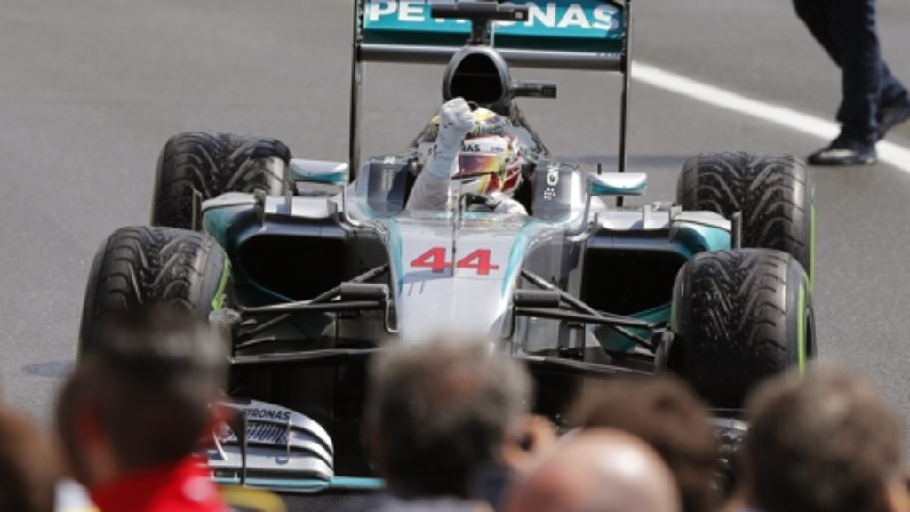 Formel 1: Hamilton triumphiert in Silverstone