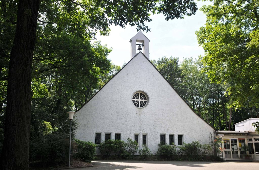 Noch ein Beispiel für die Notkirchen des Architekten Otto Bartning (1883-1953): Die Johanneskirche in Wuppertal-Elberfeld. Die evangelische Kirche wurde 1948/49 erbaut. Eine Initiative der Otto-Bartning-Arbeitsgemeinschaft Kirchenbau setzt sich dafür ein, die Bauwerke in das Unesco-Weltkulturerbe aufzunehmen.
