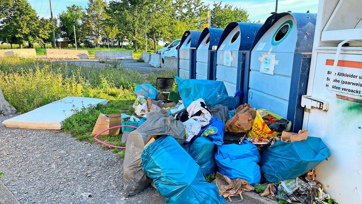 Aktionstag soll Abhilfe schaffen: Wilde Müllberge im Kreis wachsen weiter