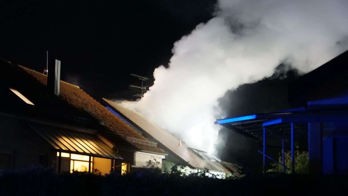 Brand in Horrheim: Haus brennt komplett aus – Mann schwebt in Lebensgefahr