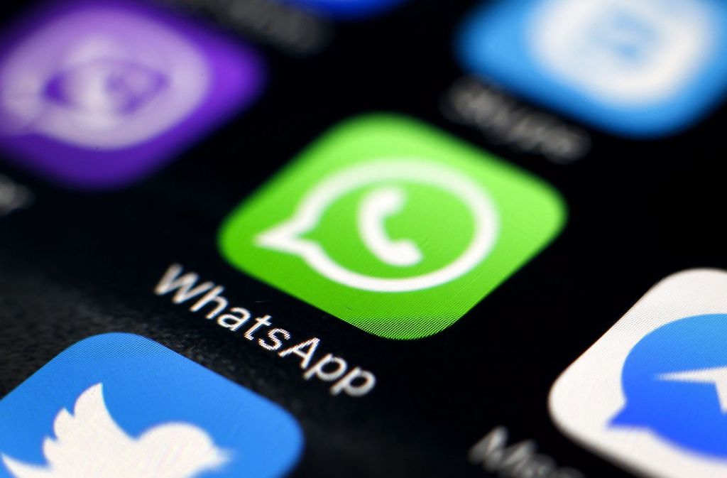 Der Messengerdienst WhatsApp ist fast auf jedem Smartphone zu finden und erhält bei der Umfrage Platz zehn. Die junge Marke scheint fast unverzichtbar und ist im Alltag ein treuer Begleiter vieler Konsumenten.
